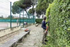 Husqvarna 520ihe3 Heggenschaar Actie 20 Husqvarna 520ihe3 Heggenschaar Actie -Husqvarna Winkel 967915813 4 Husqvarna20536LiHE320accu20stok20Heggenschaar