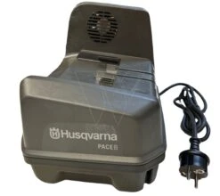 Husqvarna C900x Acculader Pace 380x 750x -Husqvarna Winkel 970495001 3 HUSQVARNA20C900X20ACCULADER20PACE20380X20750X